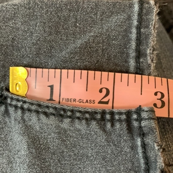 Democracy Freedom Ankle Skimmer jeans good cond 2.75 inch split on ankles - Picture 10 of 10
